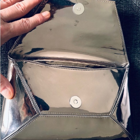 Stuart Weitzman Pewter Glass Clutch - Picture 9 of 11